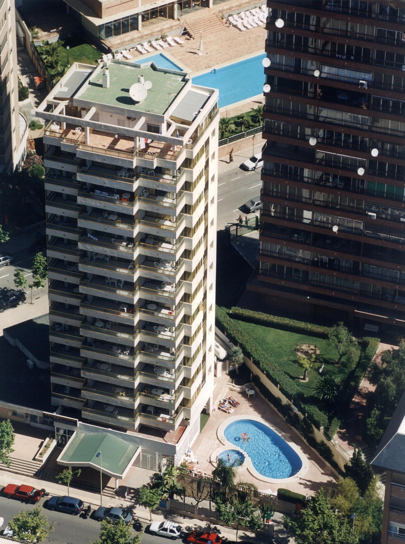 Apartamentos Maria Victoria Benidorm Exterior photo